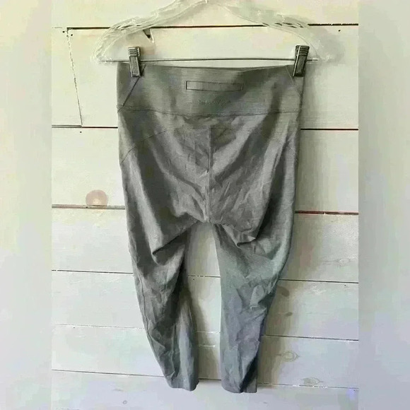 Outdoor Voices TechSweat leggings, size medium. Gray in color. EUC - Picture 2 of 5